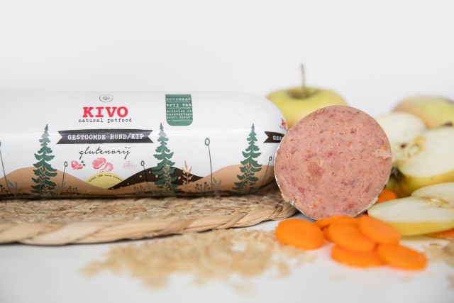 Kivo Dušené maso Kuře a hovězí 600 g Kivo Dušené maso Kuře a hovězí 600 g